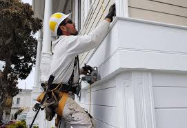 How To Choose The Right Materials for Your Siding Installation in 'Rowland, NC